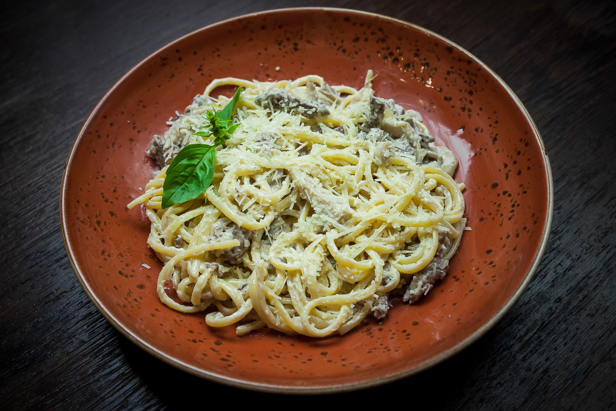 Спагетти по-строгановски