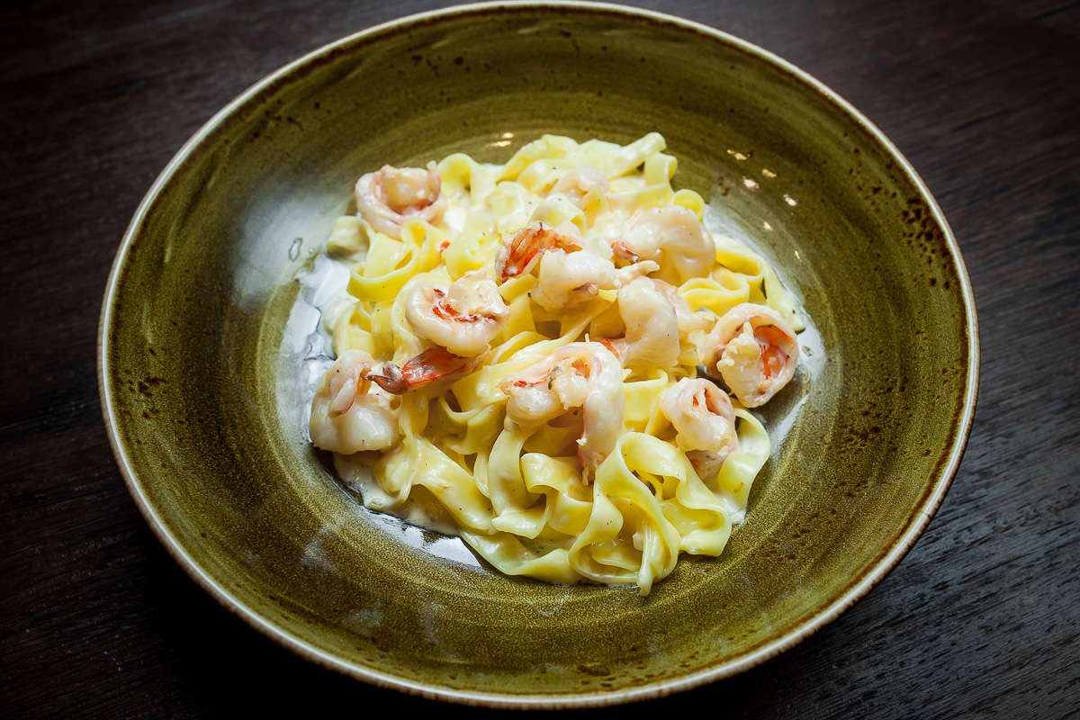 Феттучини с креветками